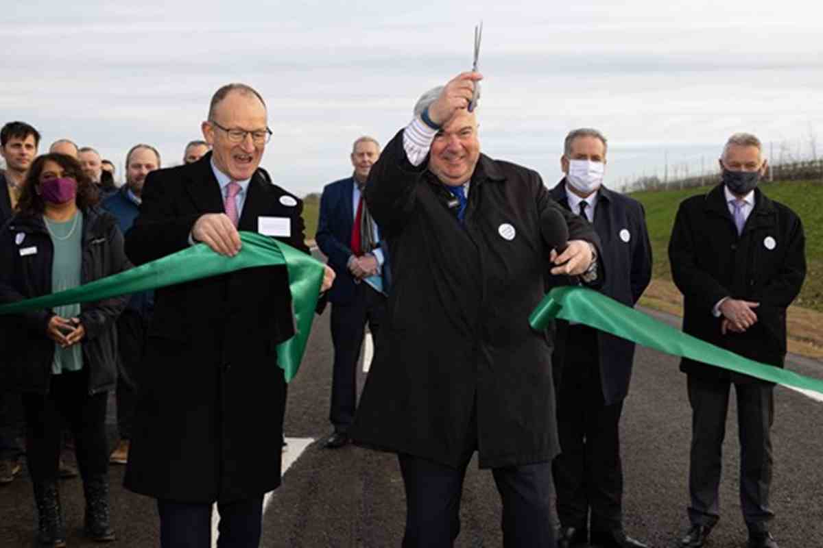 New A120 bypass opening makes ‘Driving Home for Christmas’ much easier
